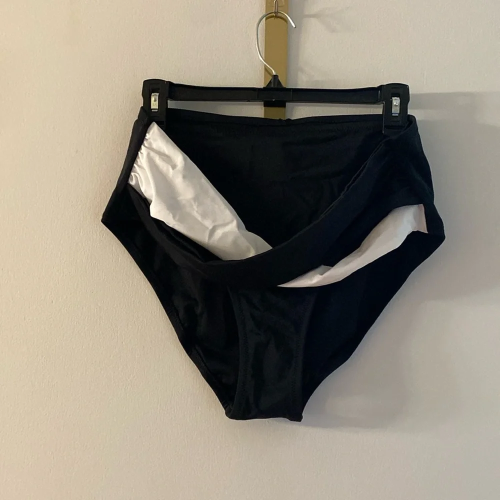 Swimsuits for all Black White Bottom Women's 16 NWT
